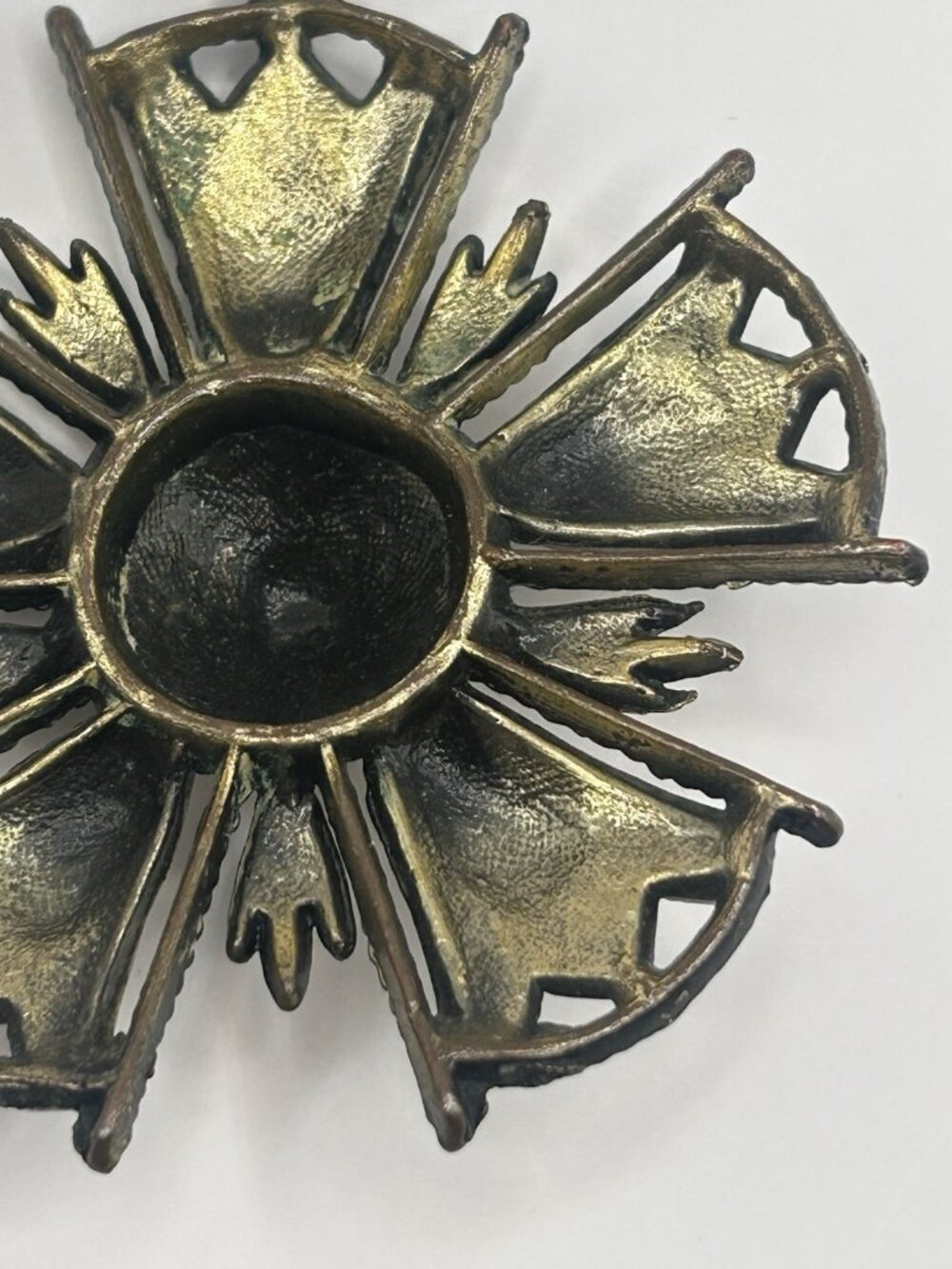 Vintage Heraldic Lion Maltese Cross Pendant 1960s 1970s Jewelry Religious Gift - Picture 10 of 11